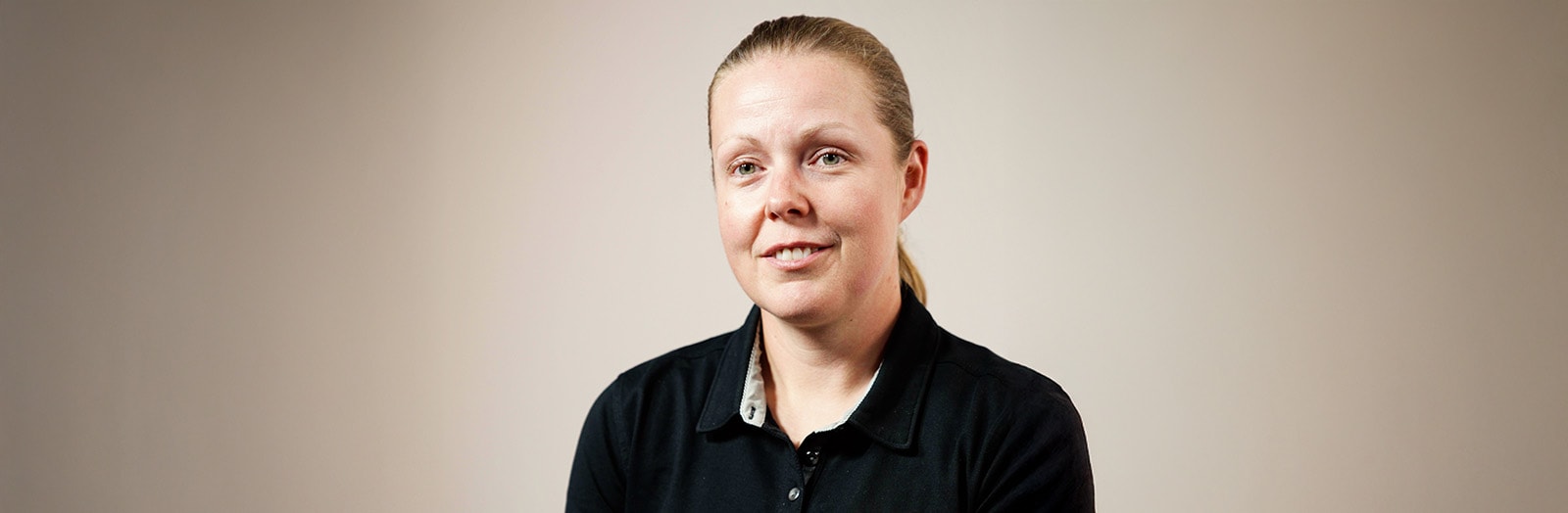 Stine Olsen Andersen oplever ofte kunder, der har problemer med spil - og det kan have store konsekvenser.