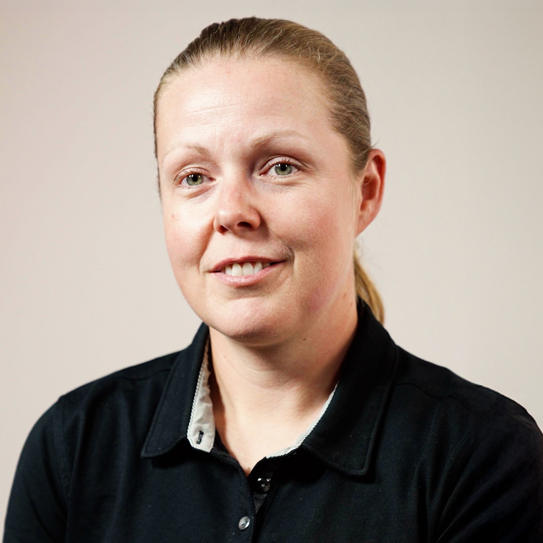 Stine Olsen Andersen er rådgiver i Sparekassen Kronjyllands digitale afdeling. Hun oplever tit kunder, der har problemer med spil.